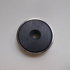 AH-007 - Magnet